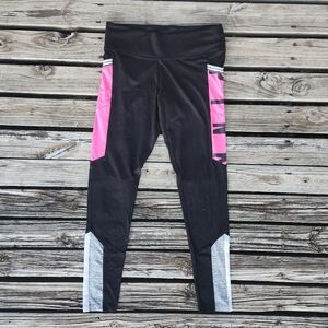 Victoria's Secret PINK Ultimate Black White Pink Legging Medium Workout Stretch